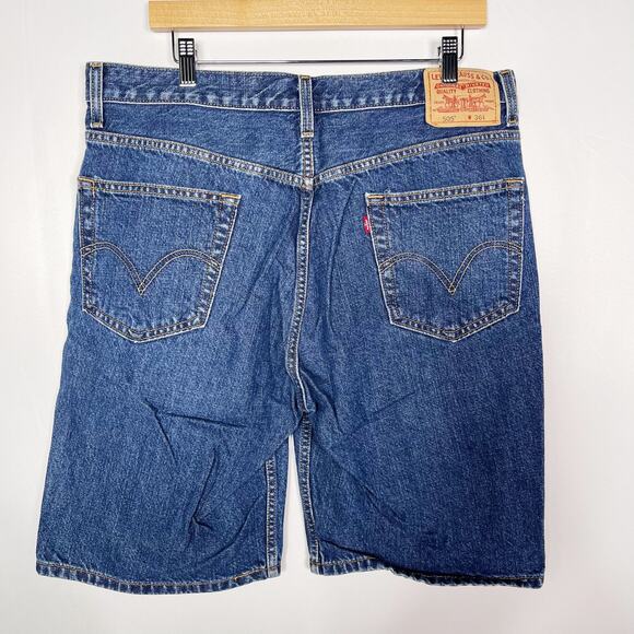Levis Mens Size 36 505 Regular Fit Jean Shorts Medium Wash Denim Cotton - Picture 2 of 8